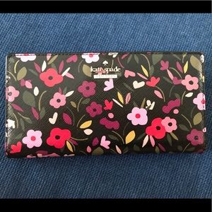 Kate Spade Cameron Street Boho Floral wallet